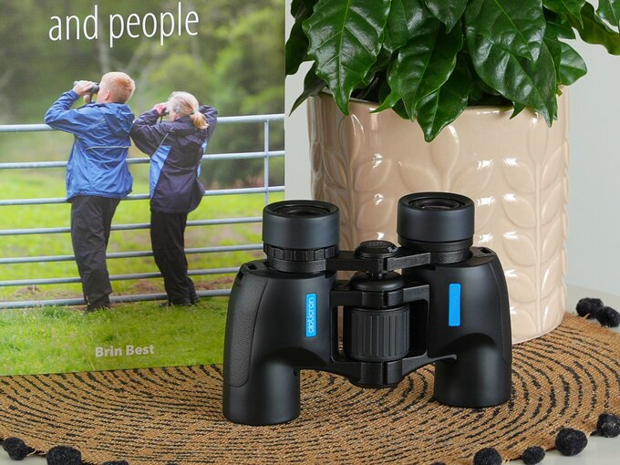 Review of the Opticron Discovery SP 7x28 binoculars - Opticron Discovery SP 7x28 - perfect for the Little Ones?